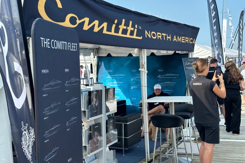 Comitti Brings "La Dolce Vita" to Newport