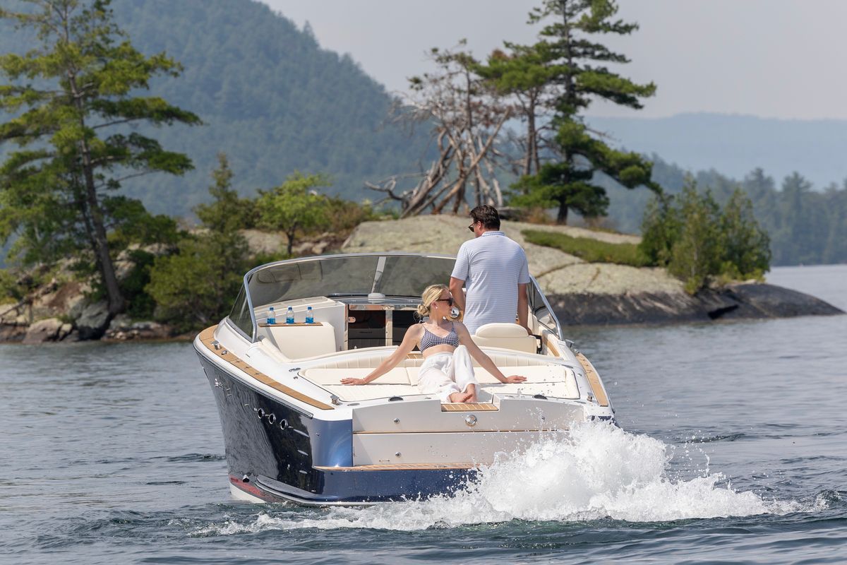 2024 Comitti Venezia 31 Classic Teak