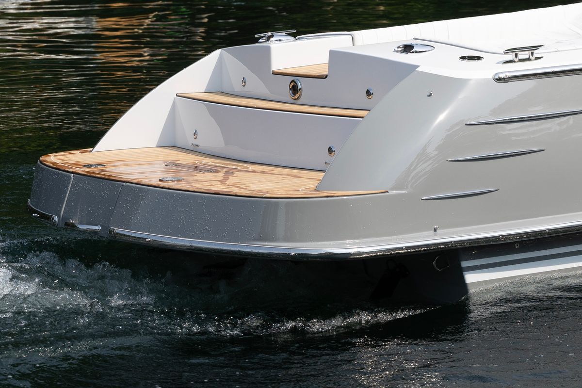 2024 Comitti Venezia 28 Classic Teak