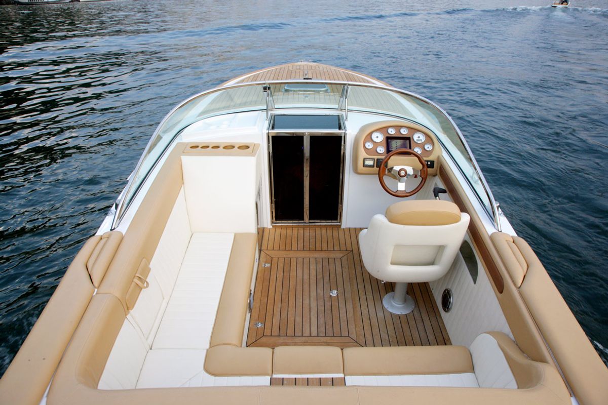 2024 Comitti Venezia 28 Classic Teak